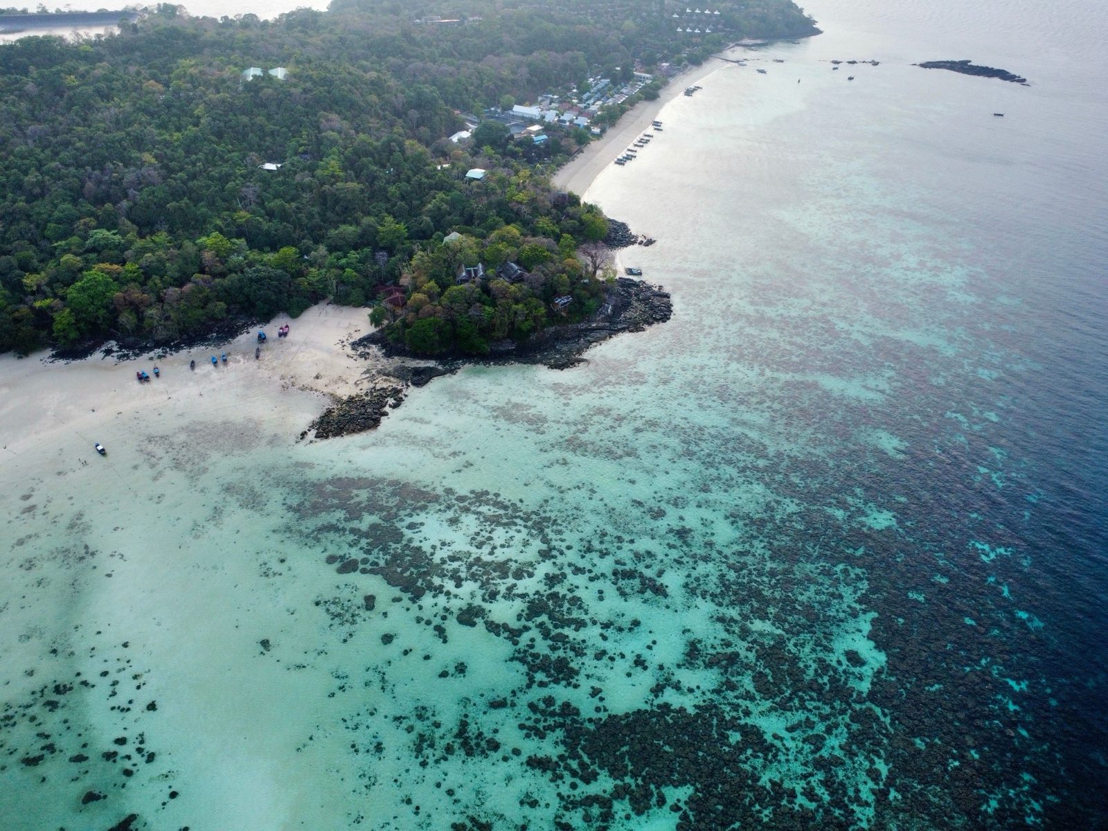 Coral Island (Koh Hey)