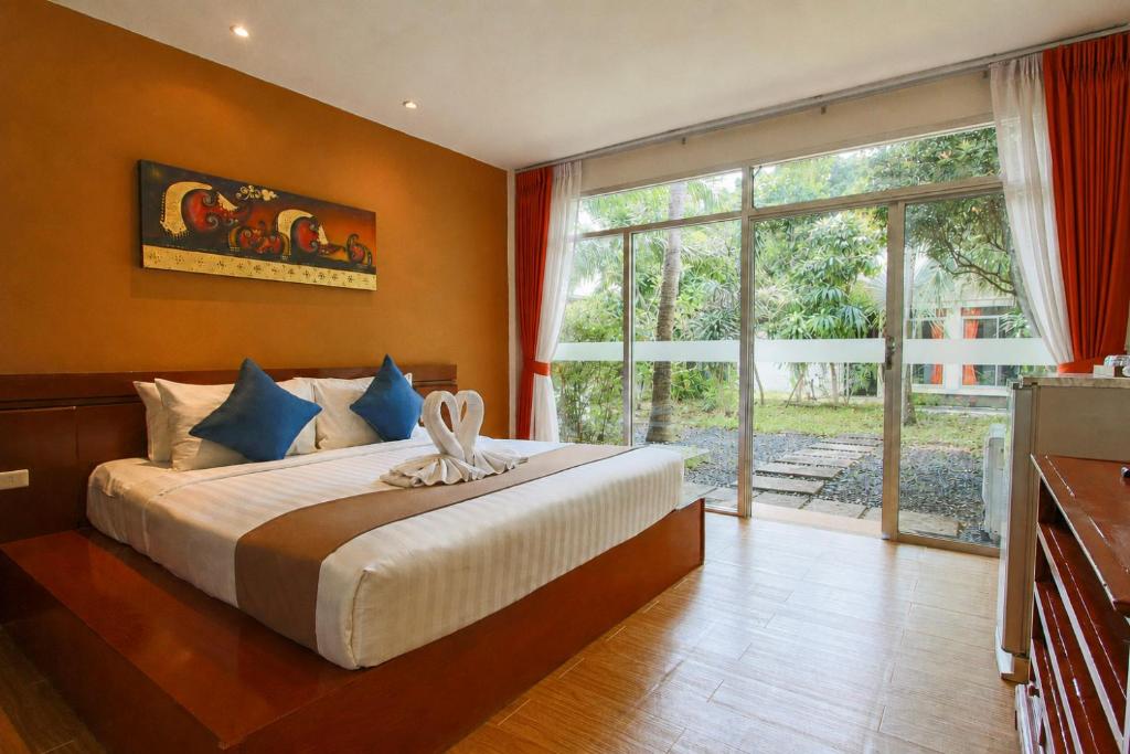 Superior Double Room with Garden View
