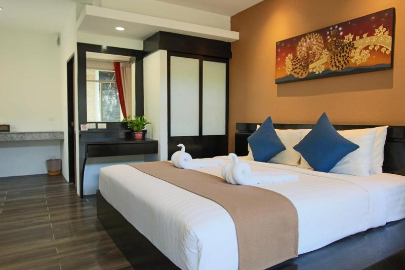 Blue Palm Seafront Resort Phuket - Photo 1