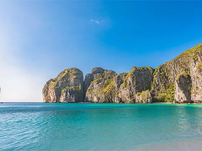 Phi Phi & Khai Islands by Premium Power Catamaran (Sawanu Travel)