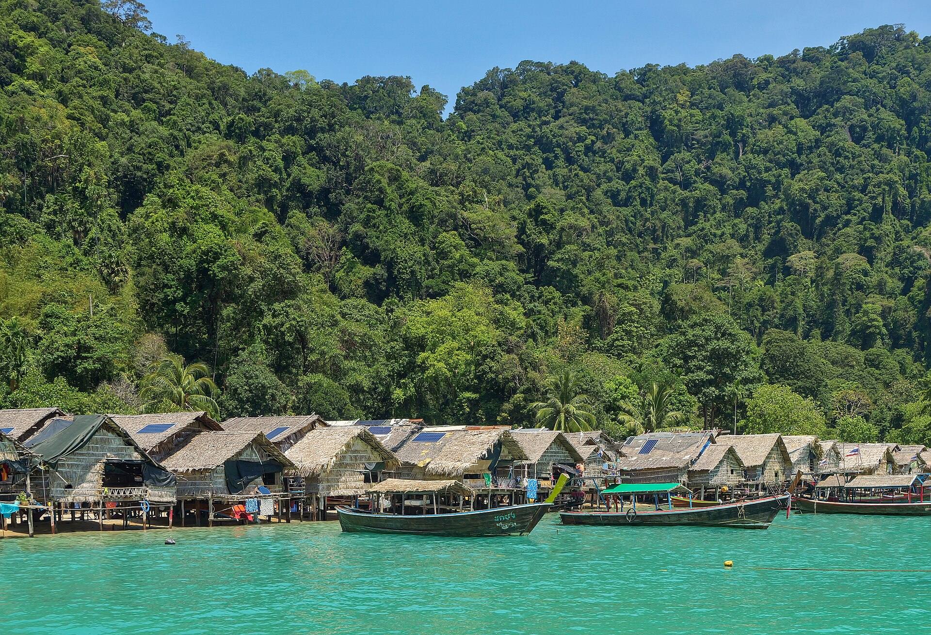Surin Islands Day Trip by Premium Speed Catamaran (Sawanu Travel) - Photo 2