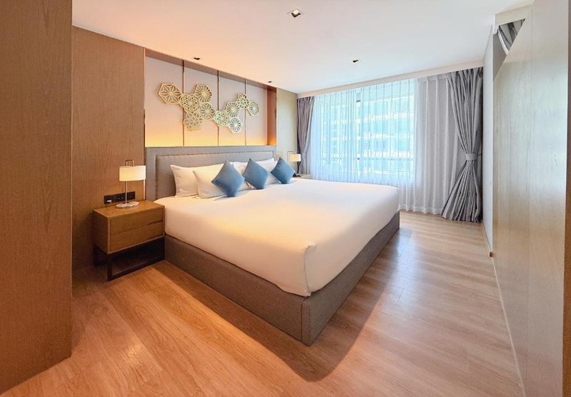 Deluxe Pool Access at Wyndham La Vita Rawai Phuket – photo 4