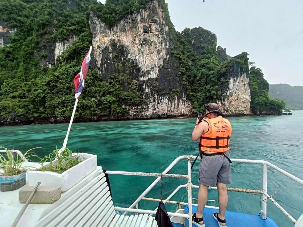 Phi Phi Island Full-Day Tour by Ferry (Phi Phi Cruiser) – Photo 8
