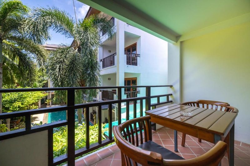 Superior Twin Room at Phuket Meet Holiday Hotel-Rawai – photo 5