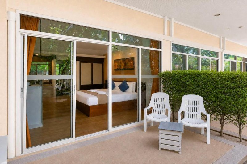 Blue Palm Seafront Resort Phuket – photo 12