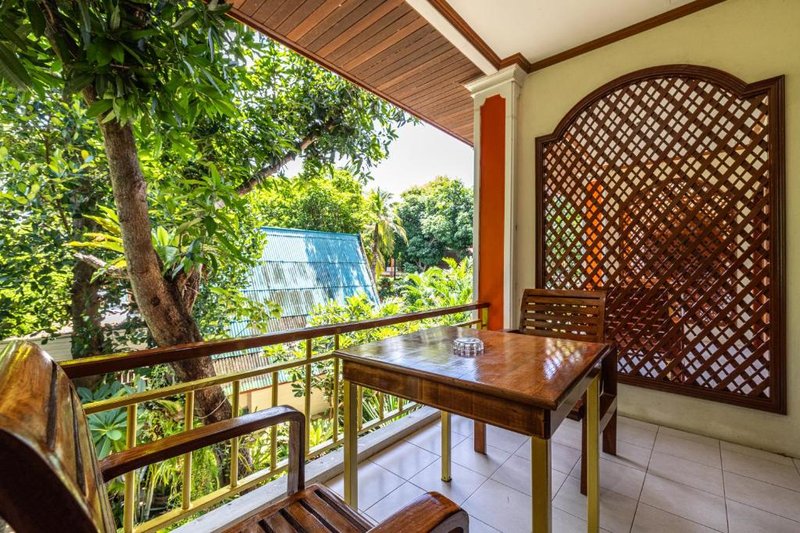 Standard Twin Room at Phuket Meet Holiday Hotel-Rawai – photo 2