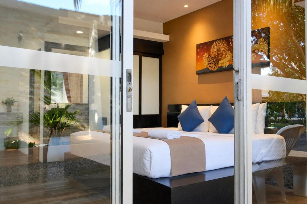 Blue Palm Seafront Resort Phuket - Photo 5