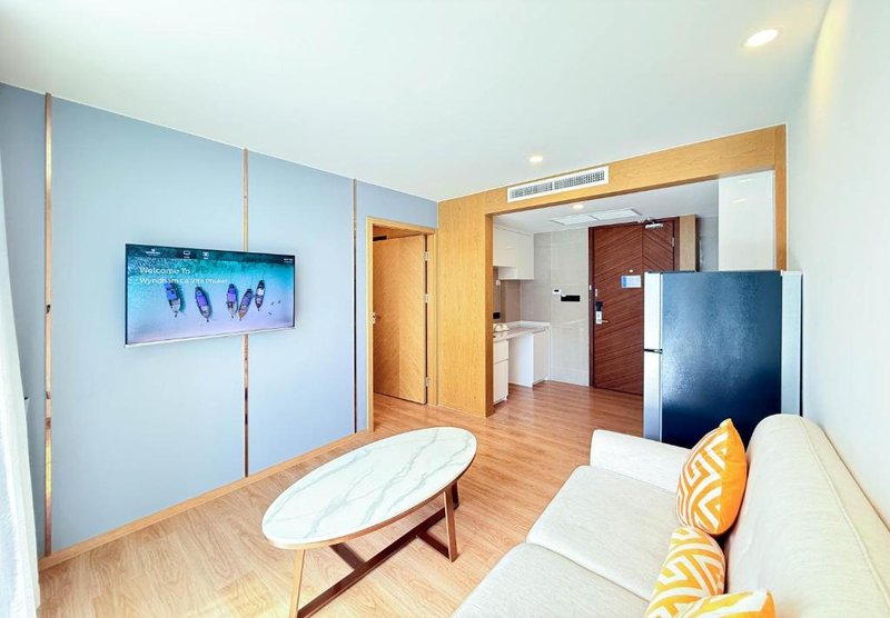 Premier Suite at Wyndham La Vita Rawai Phuket – photo 5