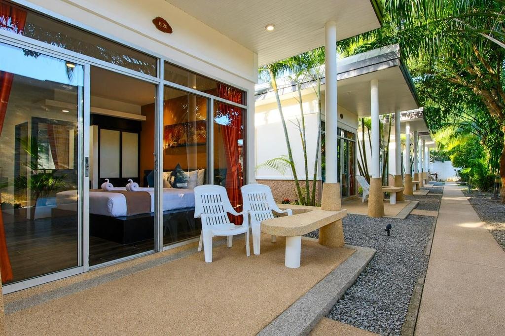 Blue Palm Seafront Resort Phuket - Photo 4