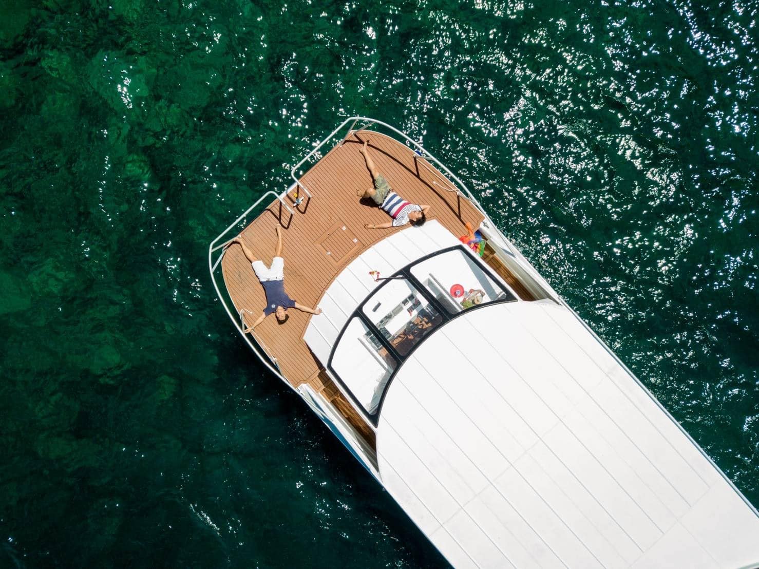 Private Speedboat Charter, 2 Engines — up to 20 Guests (Tip-Top) – Photo 7