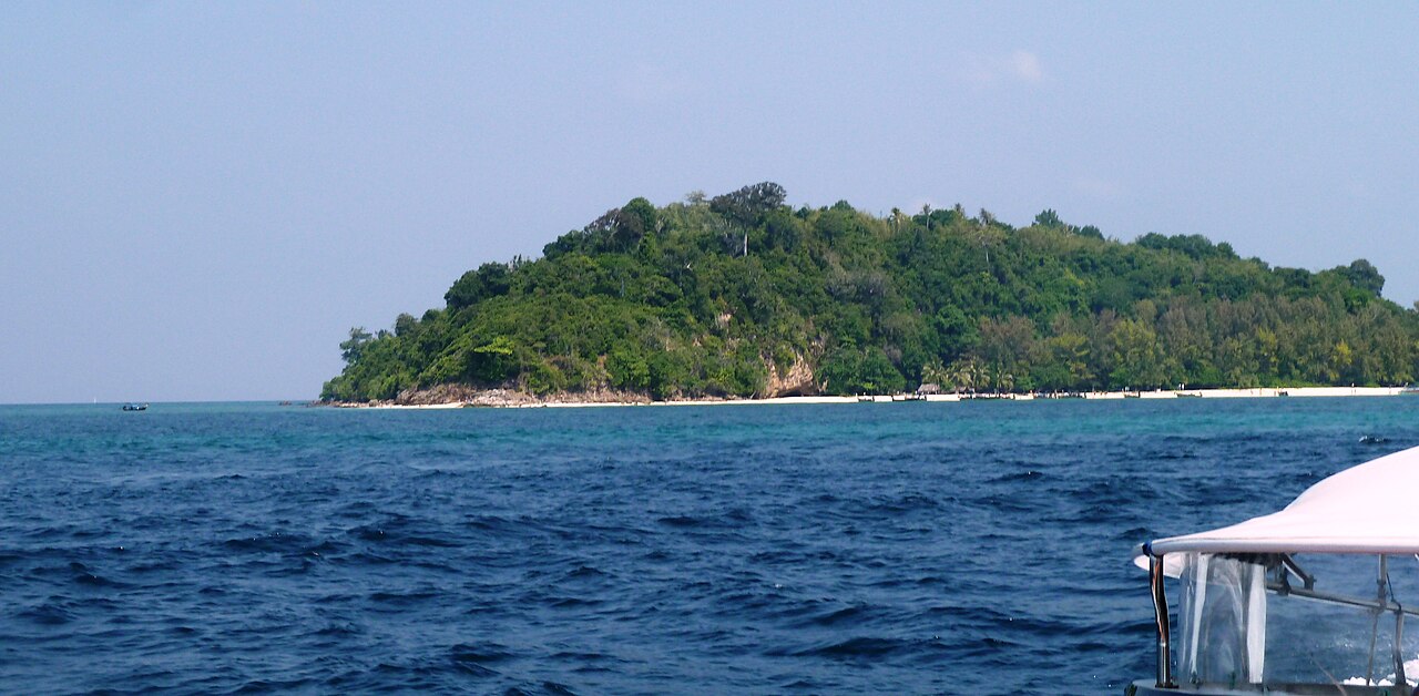 Private Speedboat Charter, 2 Engines — up to 20 Guests (Tip-Top) - Photo 2